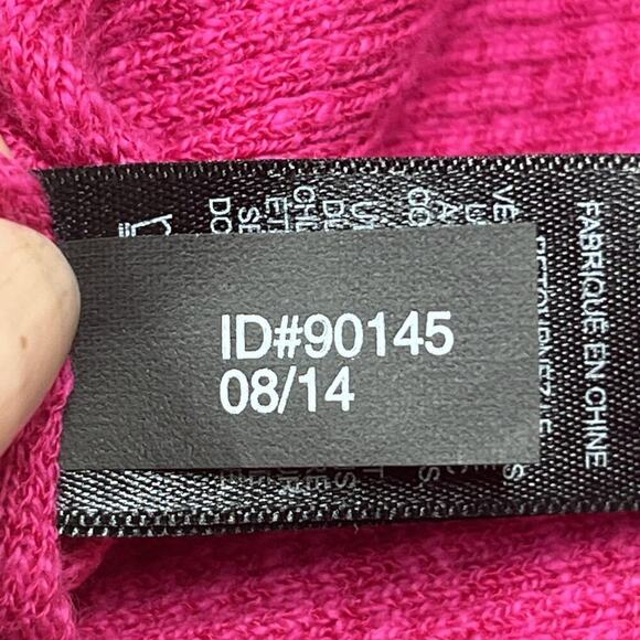 Express Y2K Deep V Neck Lightweight Sweater Women’s Size XS Pink Babydoll - Picture 7 of 11